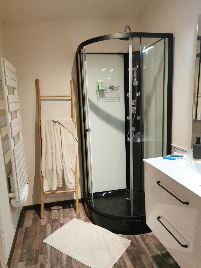Au Domaine De Gigie Panzió Chervettes Kültér fotó