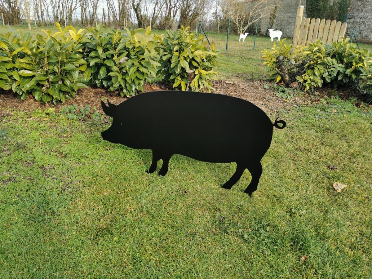 Au Domaine De Gigie Panzió Chervettes Kültér fotó